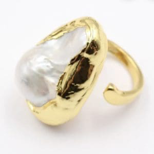 Pearl Girl Ring