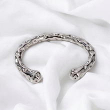  Sliver Minimal Cuff Bracelet