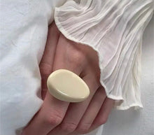  Cream Girl Ring