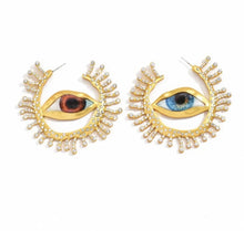  Big Eyes On You Earrings