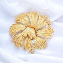  Windy Flowers Brooch